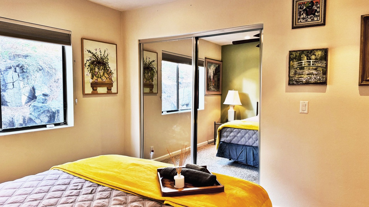 Photo of Bedroom in Round Hill Village