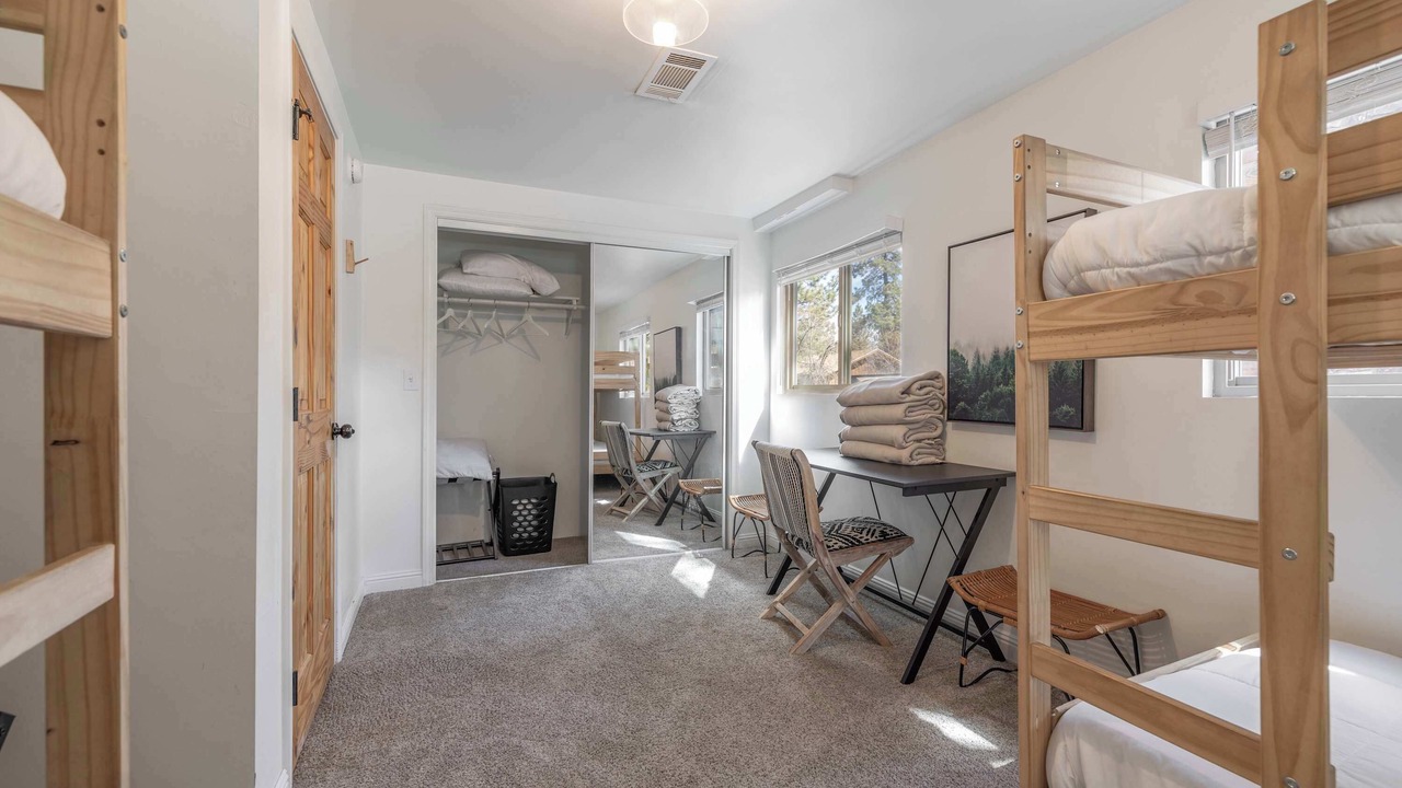 Photo of Bedroom in Peter Pan