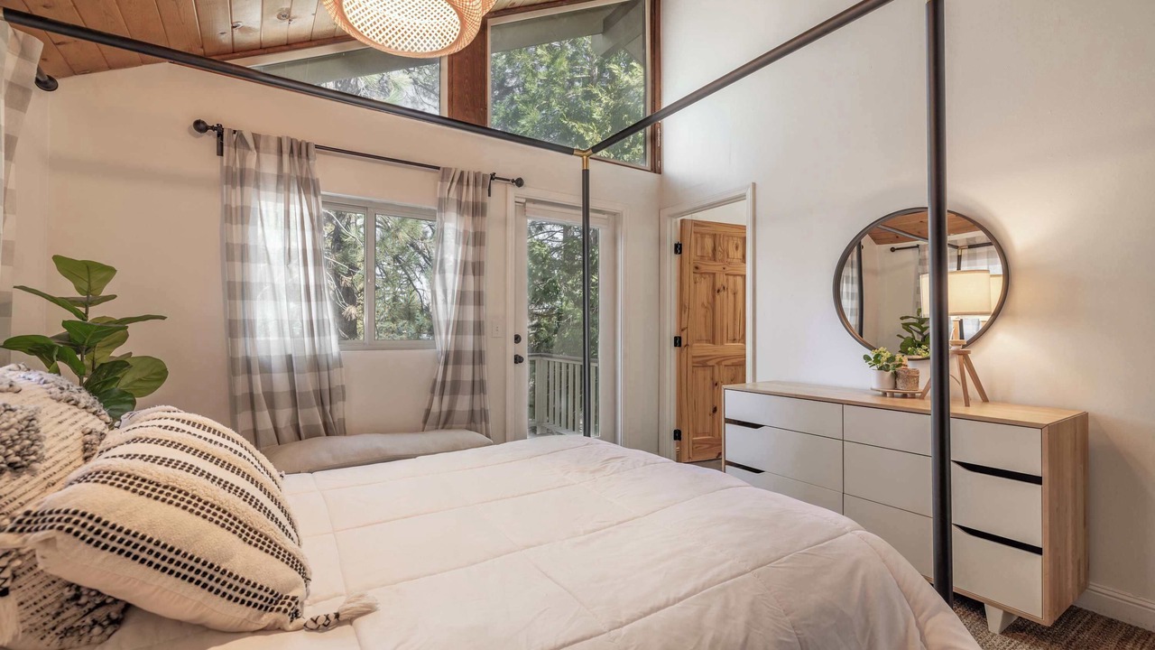 Photo of Bedroom in Peter Pan