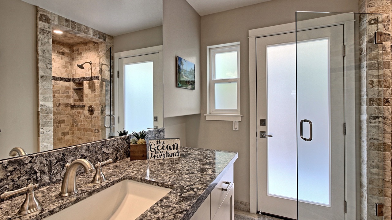 Photo of Bathroom in Pierpont Bay