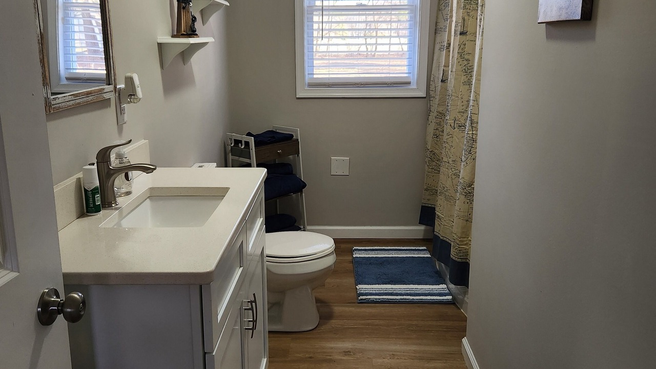Photo of Bathroom in Frederica