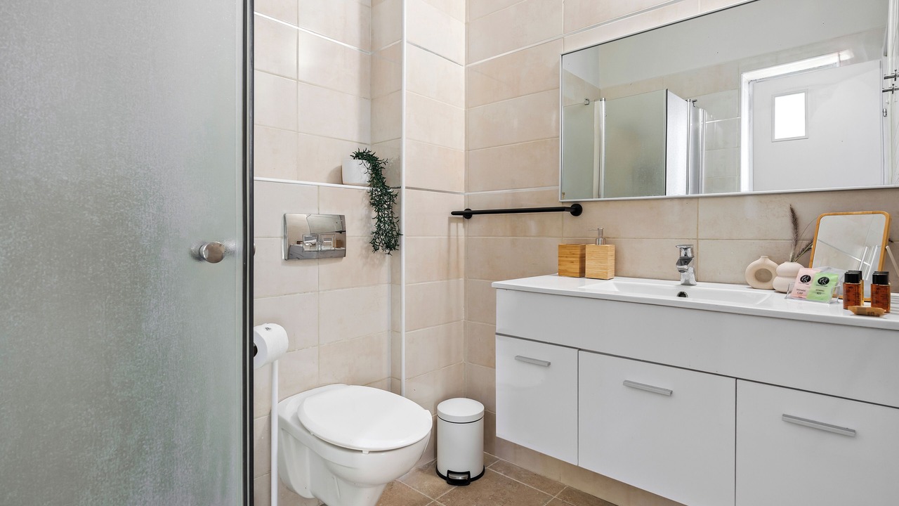 Photo of Bathroom in Kiryat HaLeom