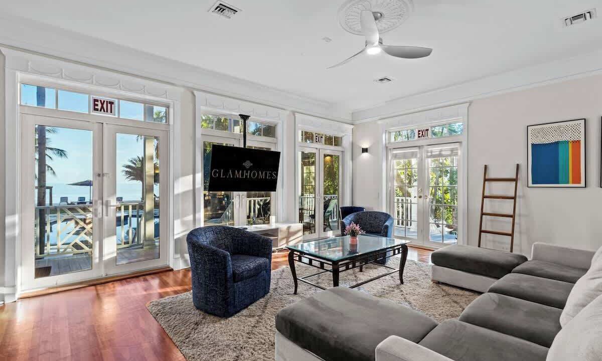 Photo of Livingroom in Islamorada