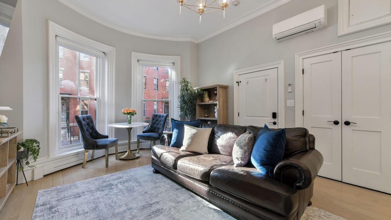 Photo of Livingroom in South End