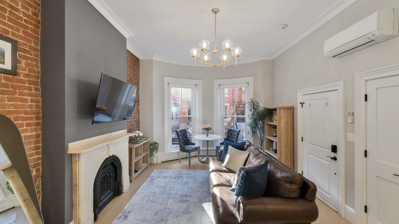Photo of Livingroom in South End
