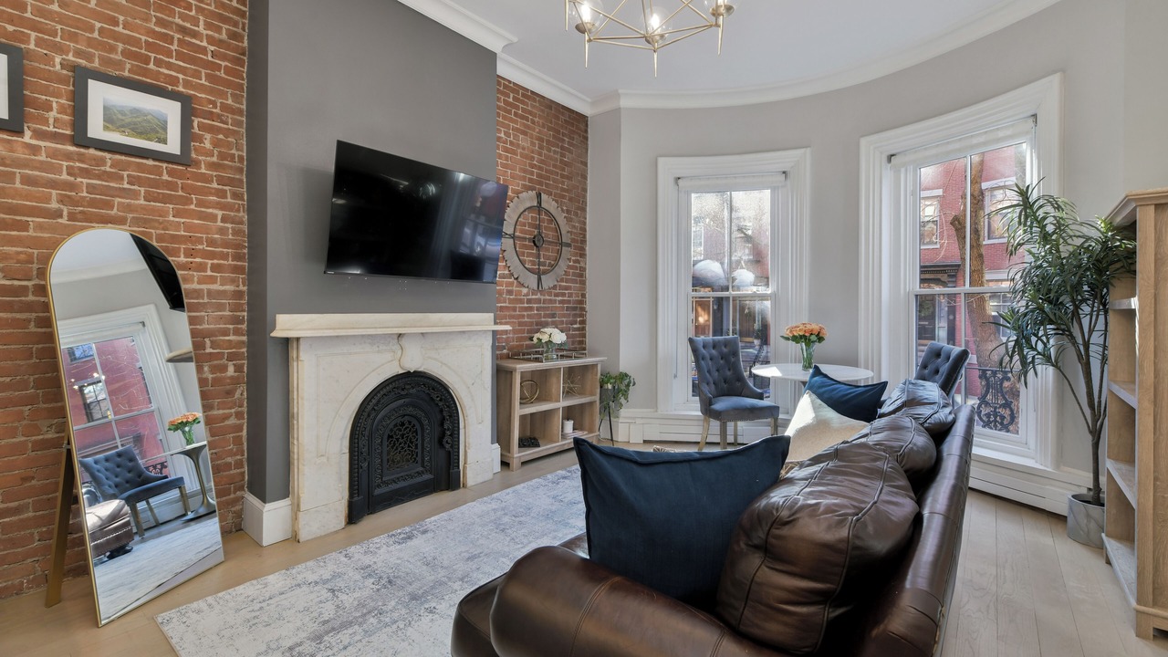 Photo of Livingroom in South End