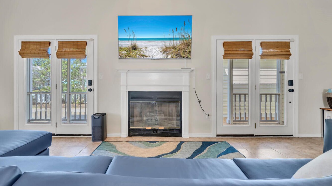Photo of Livingroom in Crystal Shores