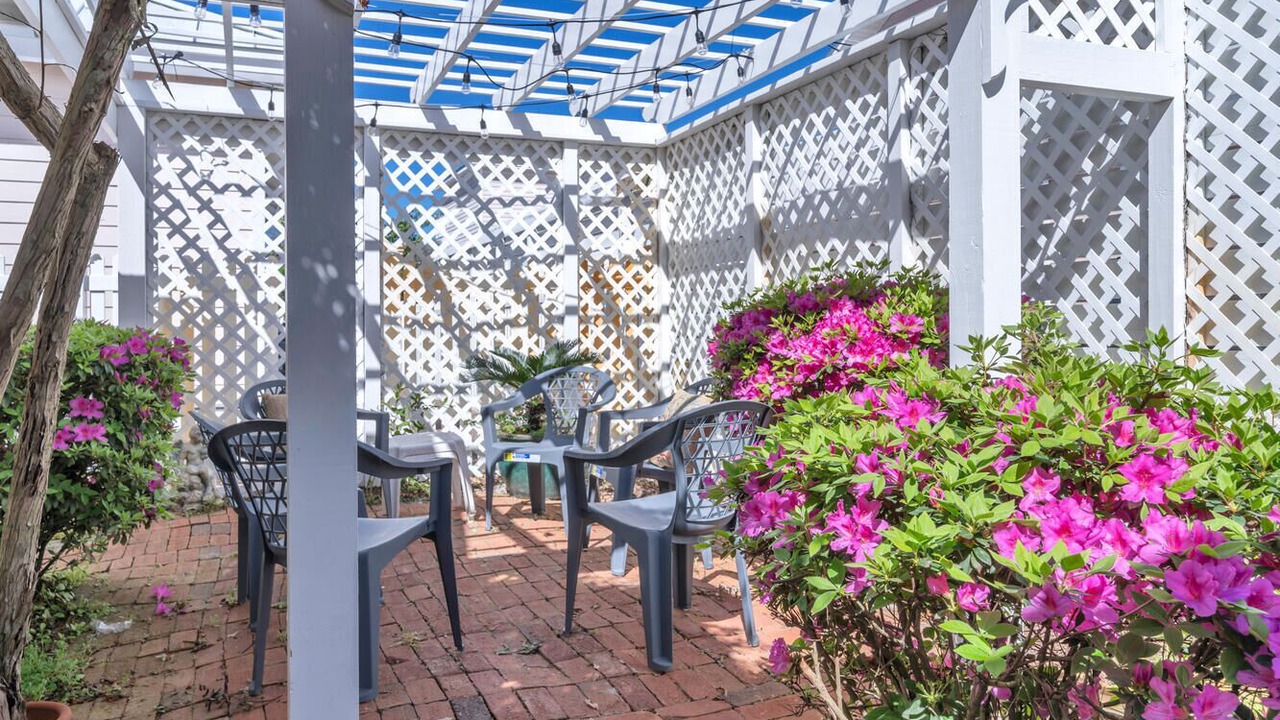 Photo of Outdoor in Crystal Shores