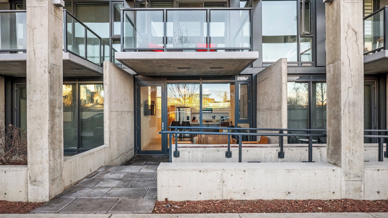 Photo of Outdoor in Sunnyside