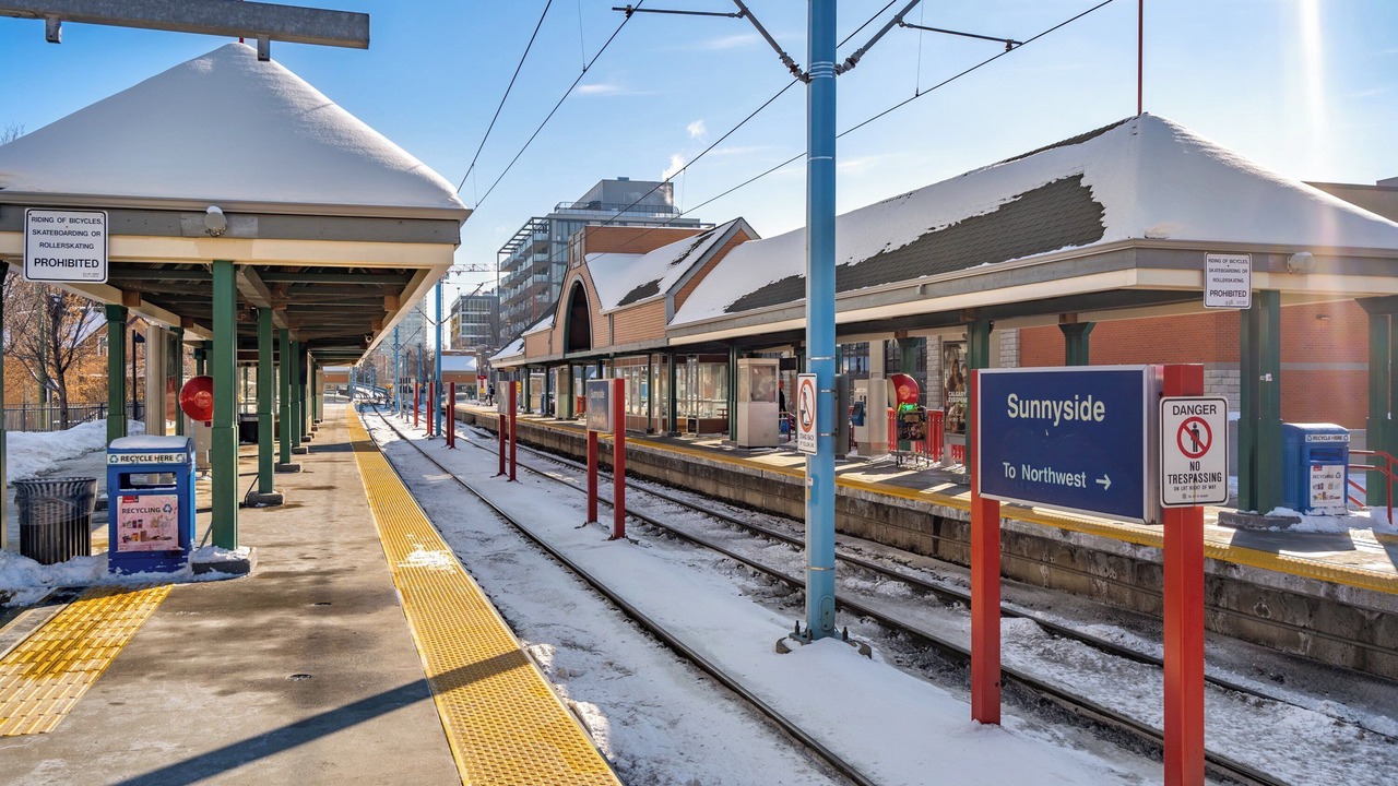 Photo of Others in Sunnyside
