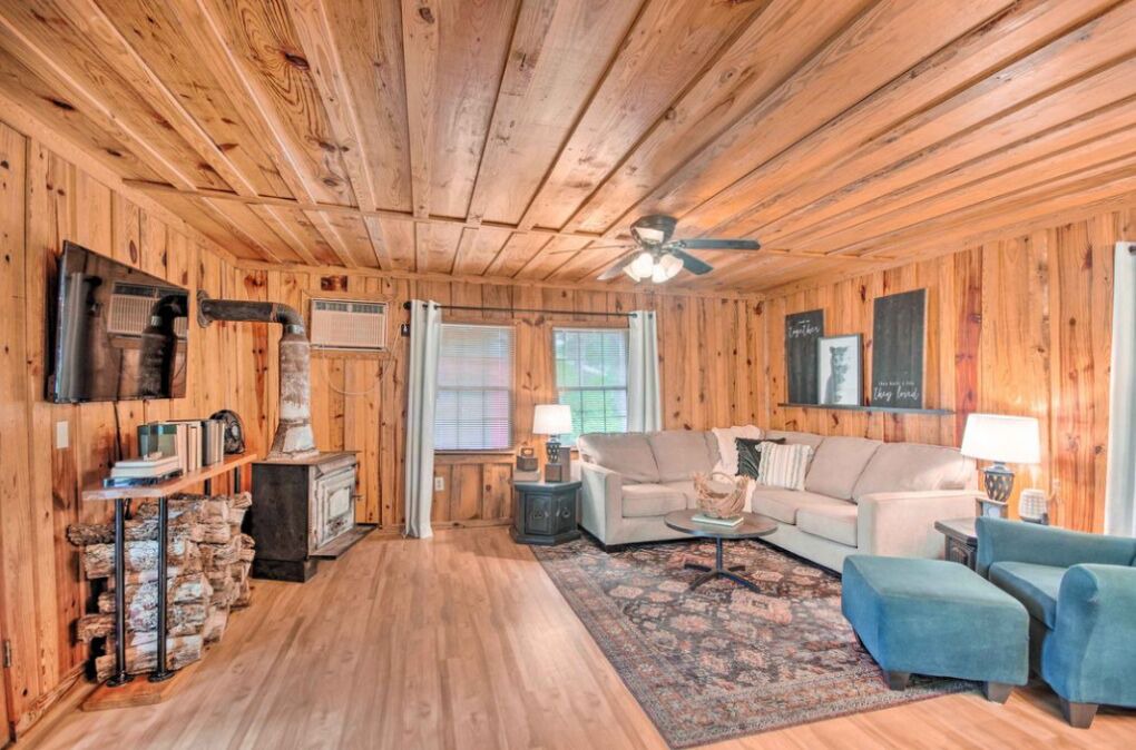 Photo of Livingroom in St. Joseph