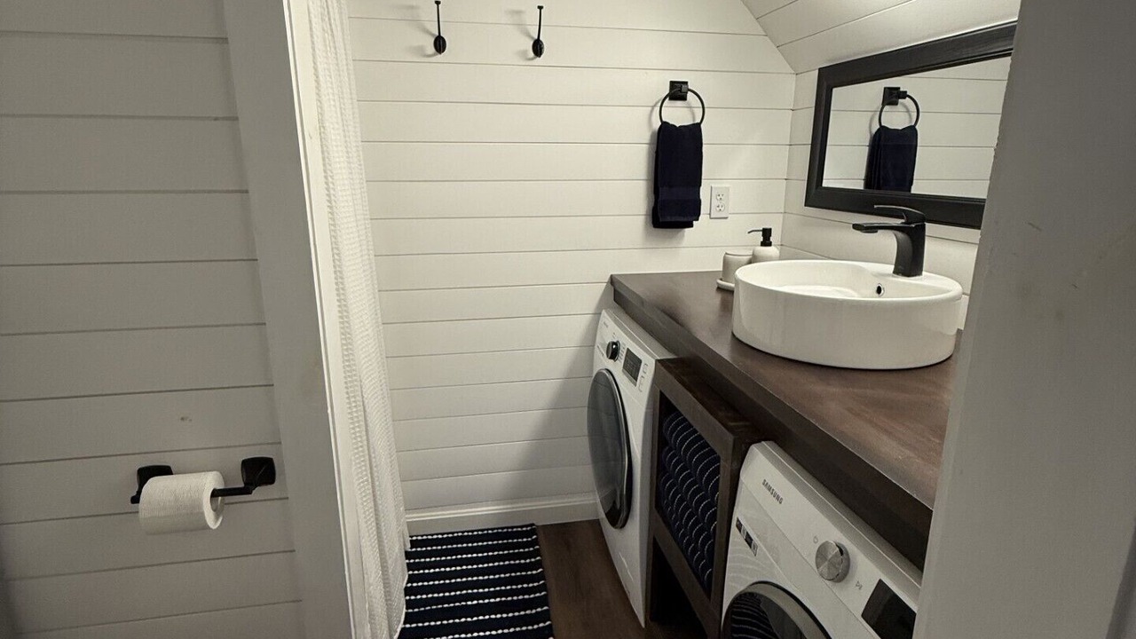 Photo of Bathroom in Town Hill