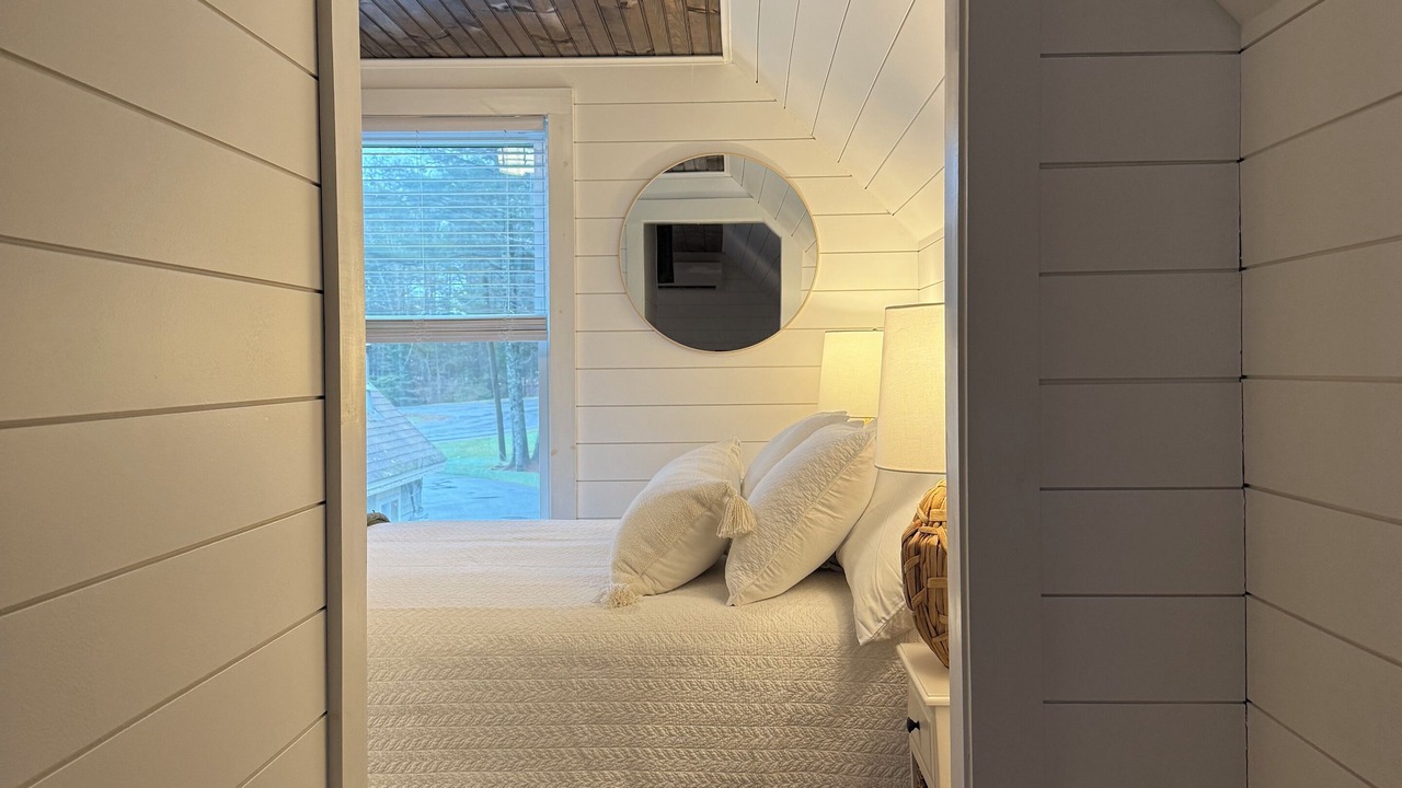 Photo of Bedroom in Town Hill