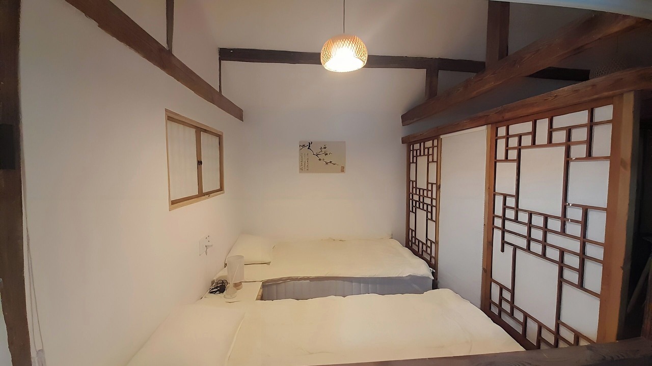 Photo of Bedroom in Samseon-dong