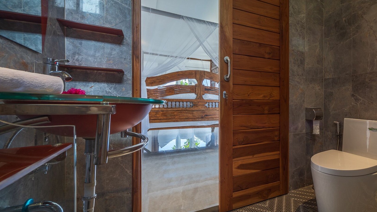 Photo of Bathroom in Temukus
