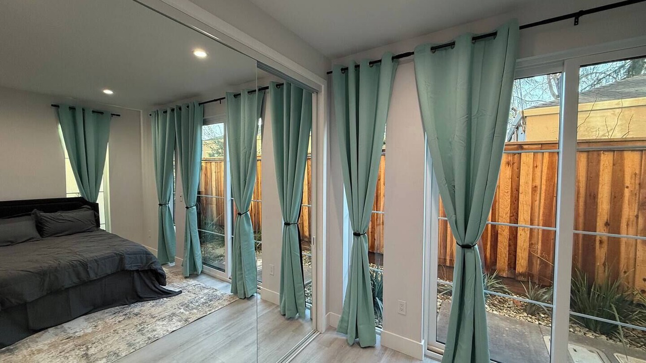 Photo of Bedroom in Poverty Ridge