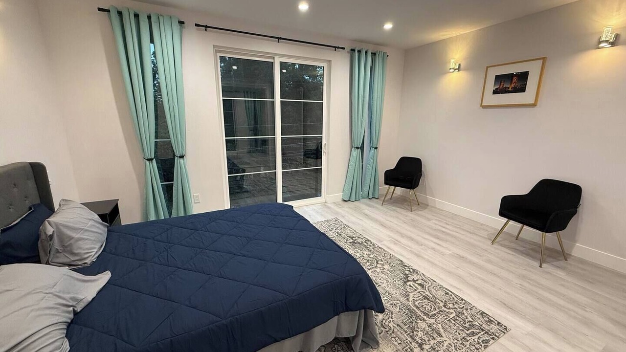Photo of Bedroom in Poverty Ridge