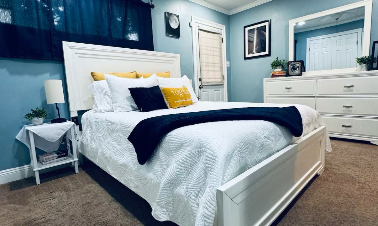 Photo of Bedroom in Chalmette