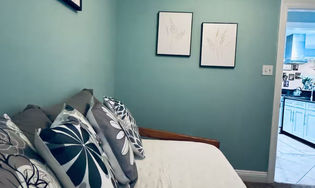 Photo of Bedroom in Chalmette