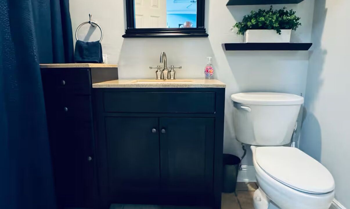 Photo of Bathroom in Chalmette