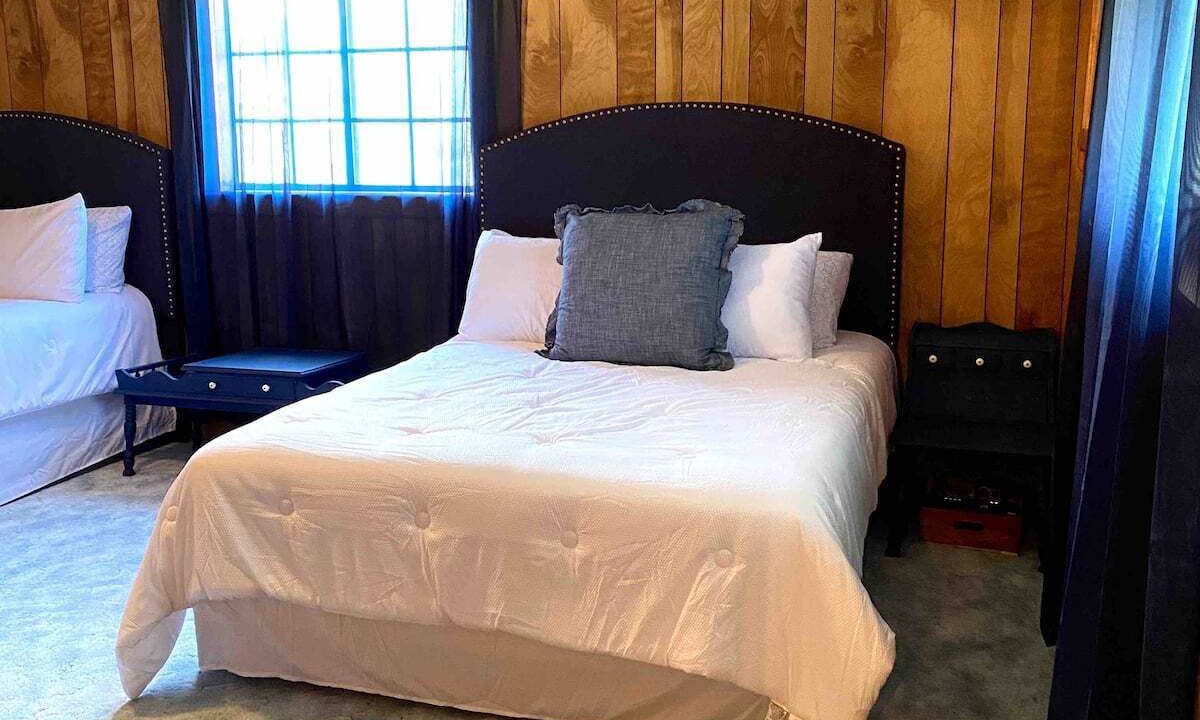 Photo of Bedroom in Seneca