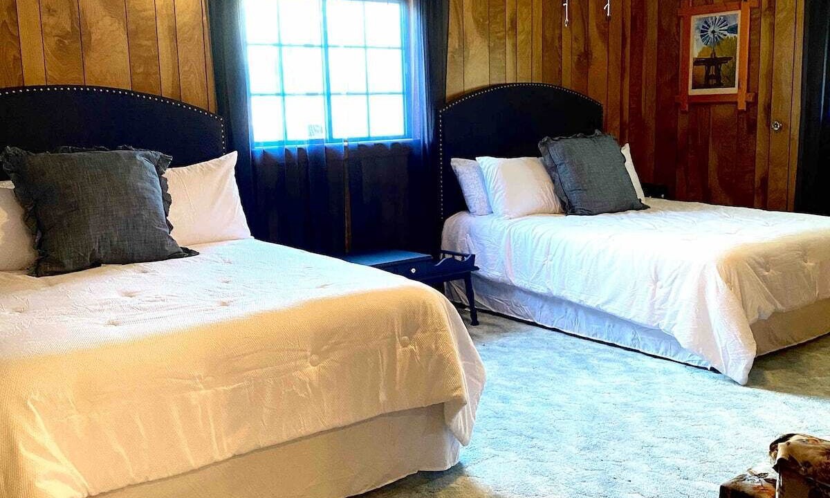 Photo of Bedroom in Seneca