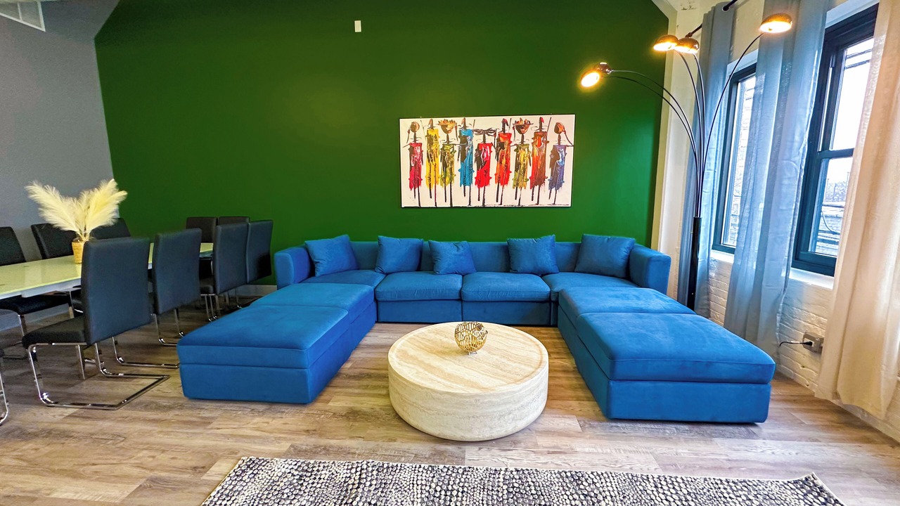Photo of Livingroom in Near South Side
