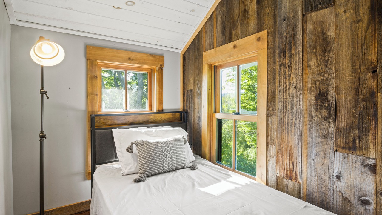 Photo of Bedroom in Rushville