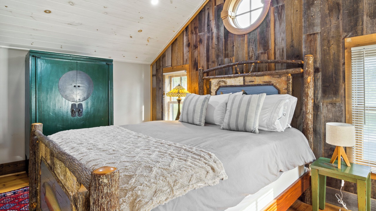 Photo of Bedroom in Rushville