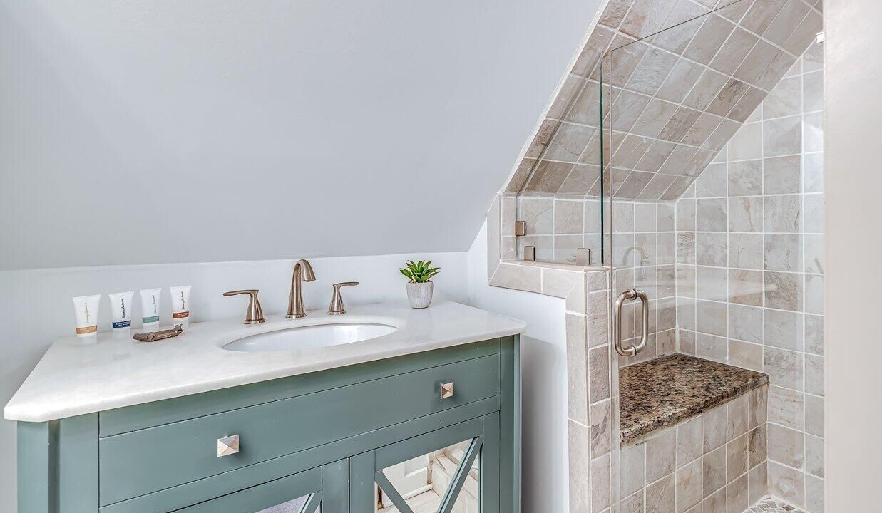 Photo of Bathroom in Old Village
