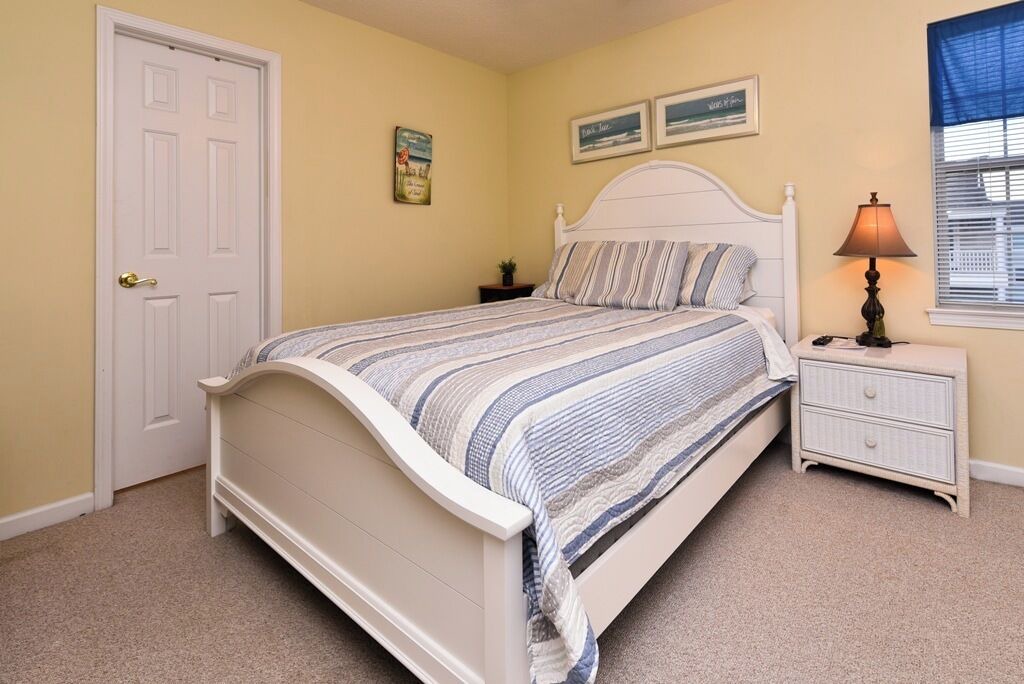 Photo of Bedroom in Surfside Beach