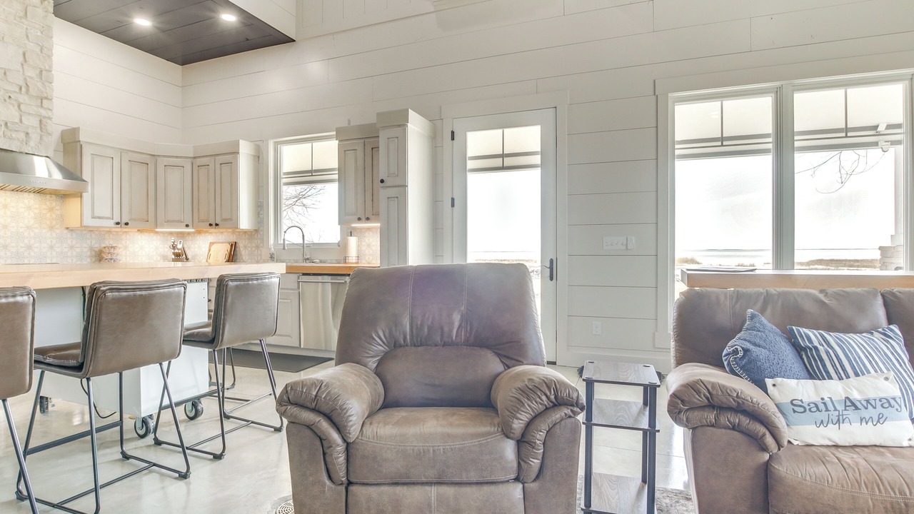 Photo of Livingroom in Oconto