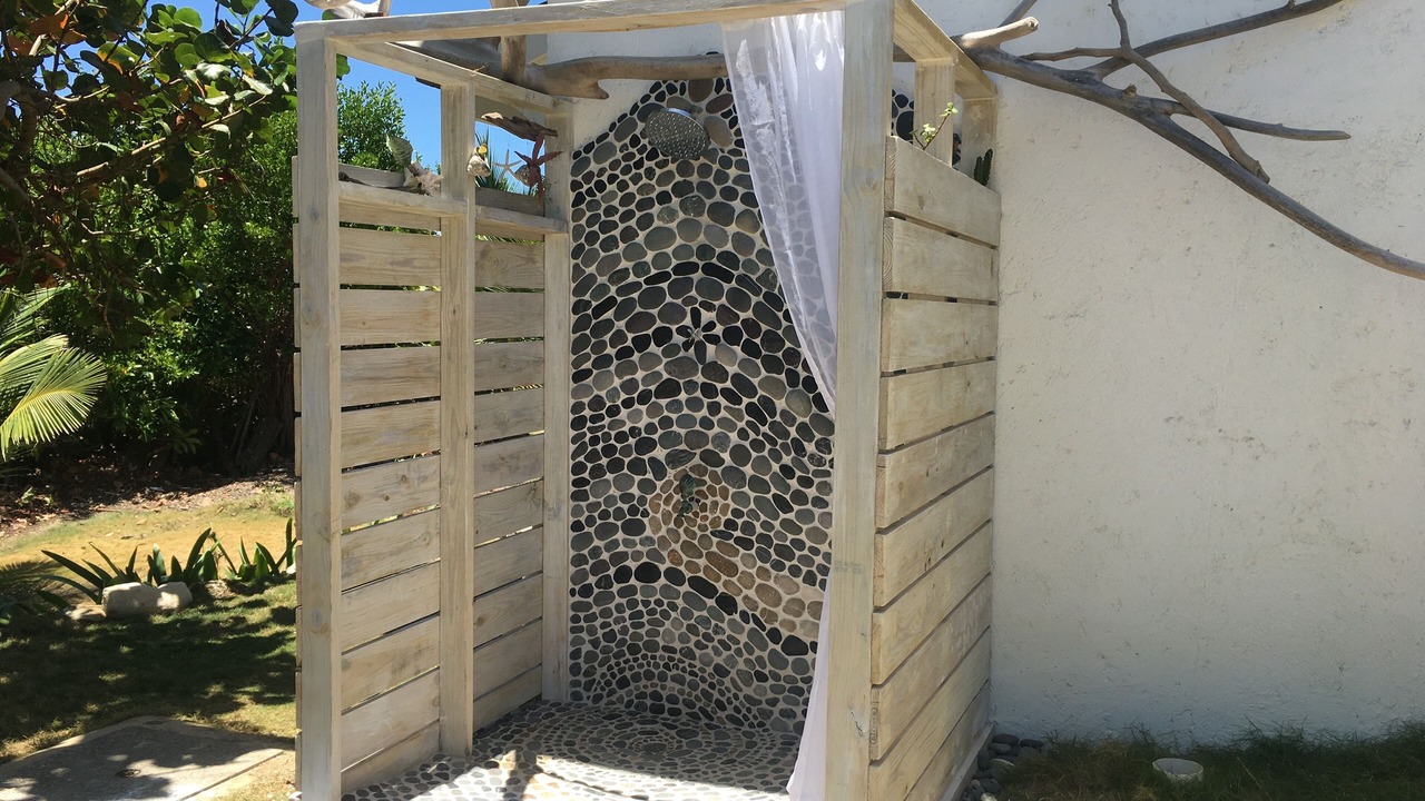 Photo of Outdoor in Robins Bay