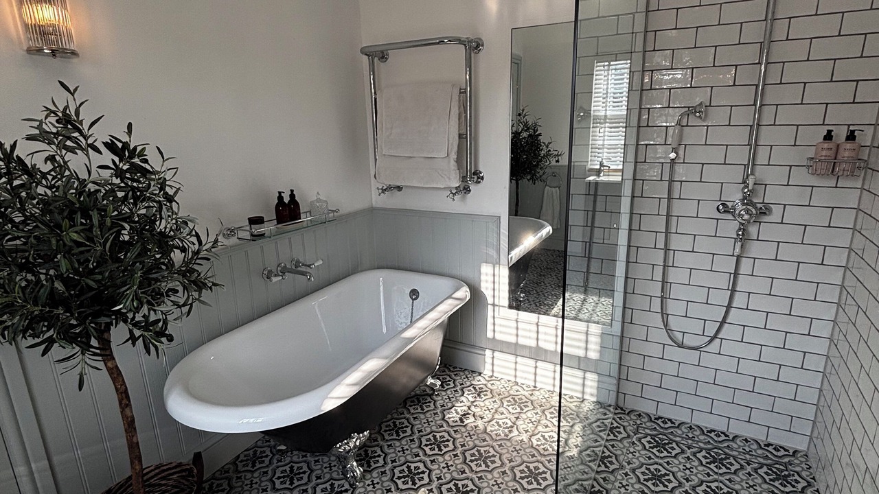 Photo of Bathroom in Kemble