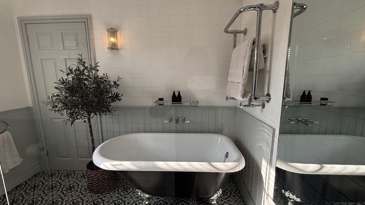 Photo of Bathroom in Kemble