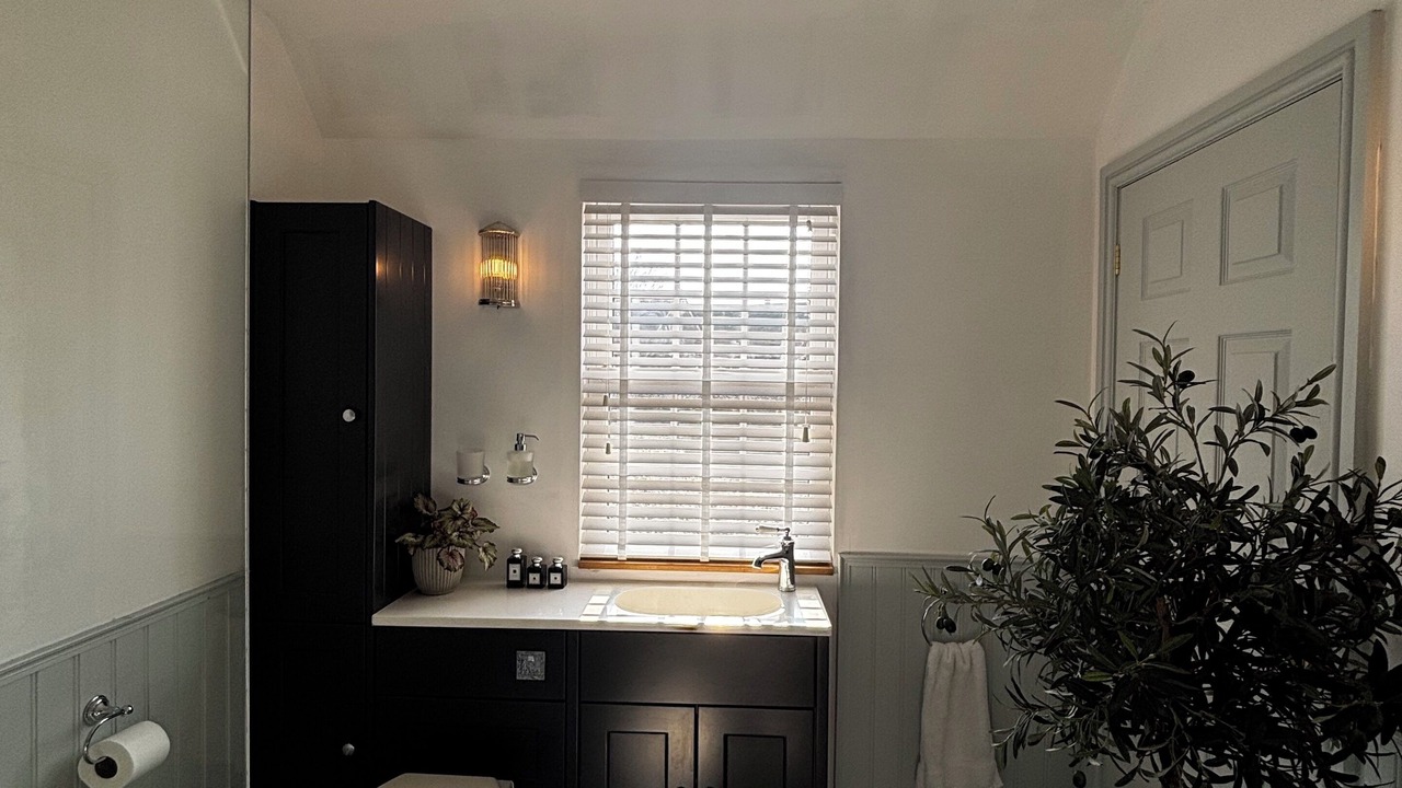 Photo of Bathroom in Kemble