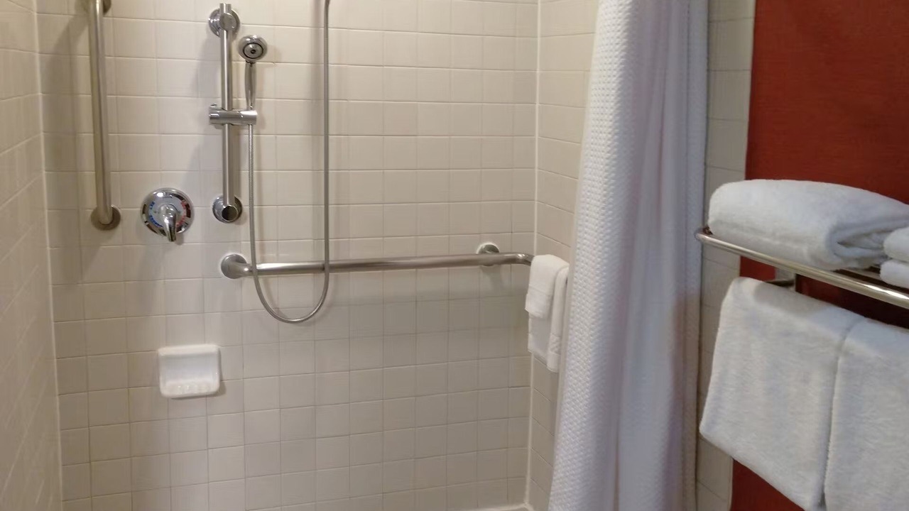 Photo of Bathroom in Brookhollow