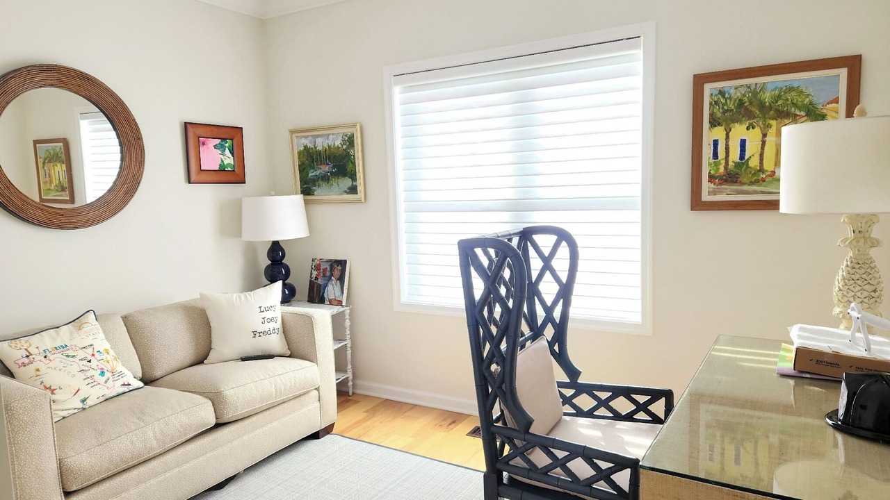 Photo of Livingroom in Cape May Court House