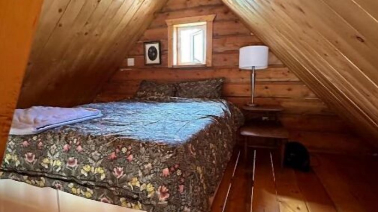 Photo of Bedroom in Whitehorse