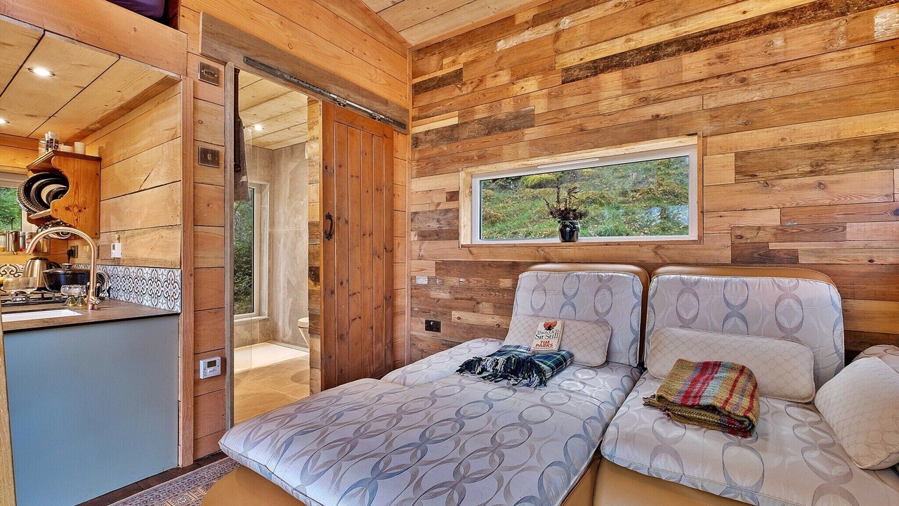Photo of Livingroom in Glen Urquhart