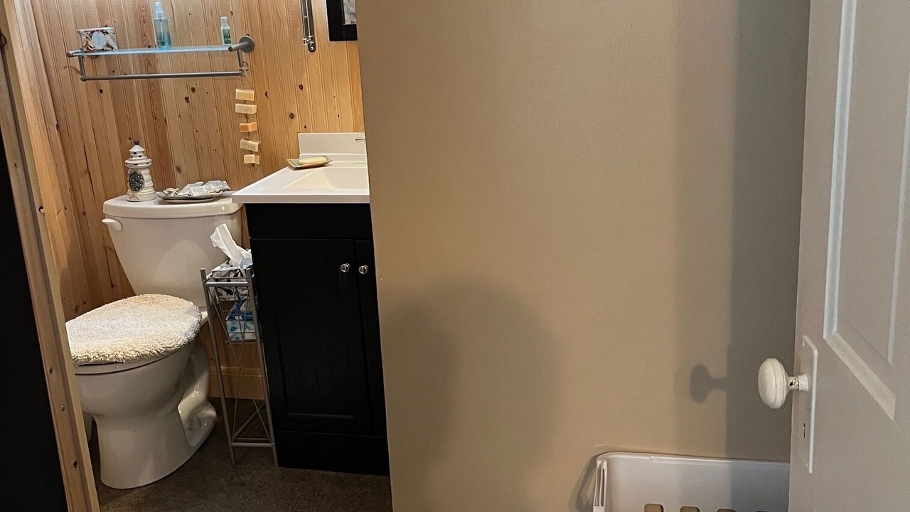 Photo of Bathroom in Dunnottar