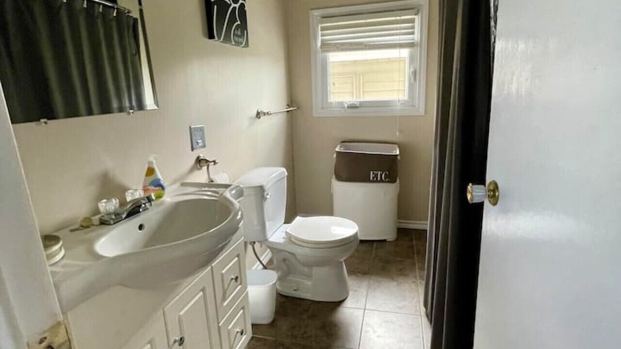 Photo of Bathroom in Sainte-Anne-de-Kent