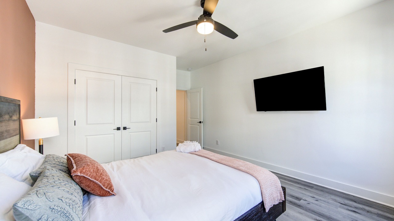 Photo of Bedroom in Kempwood