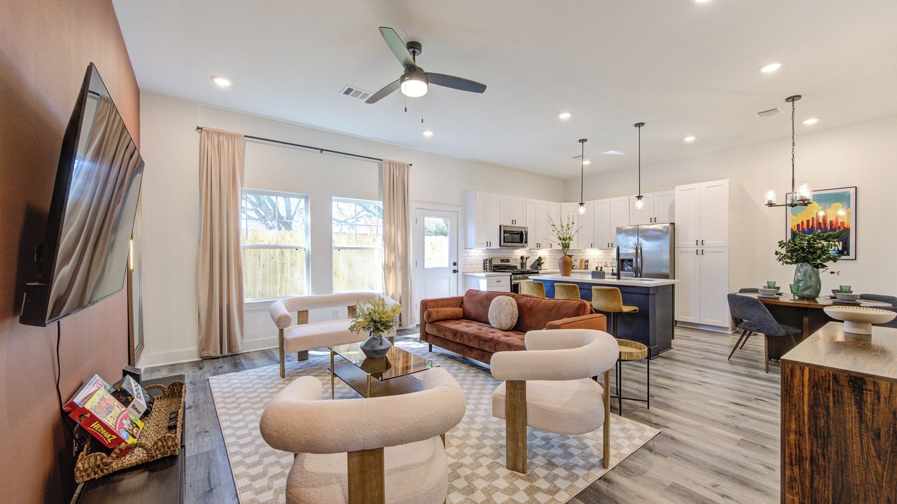 Photo of Livingroom in Kempwood