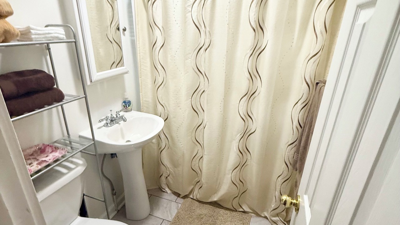Photo of Bathroom in Perry