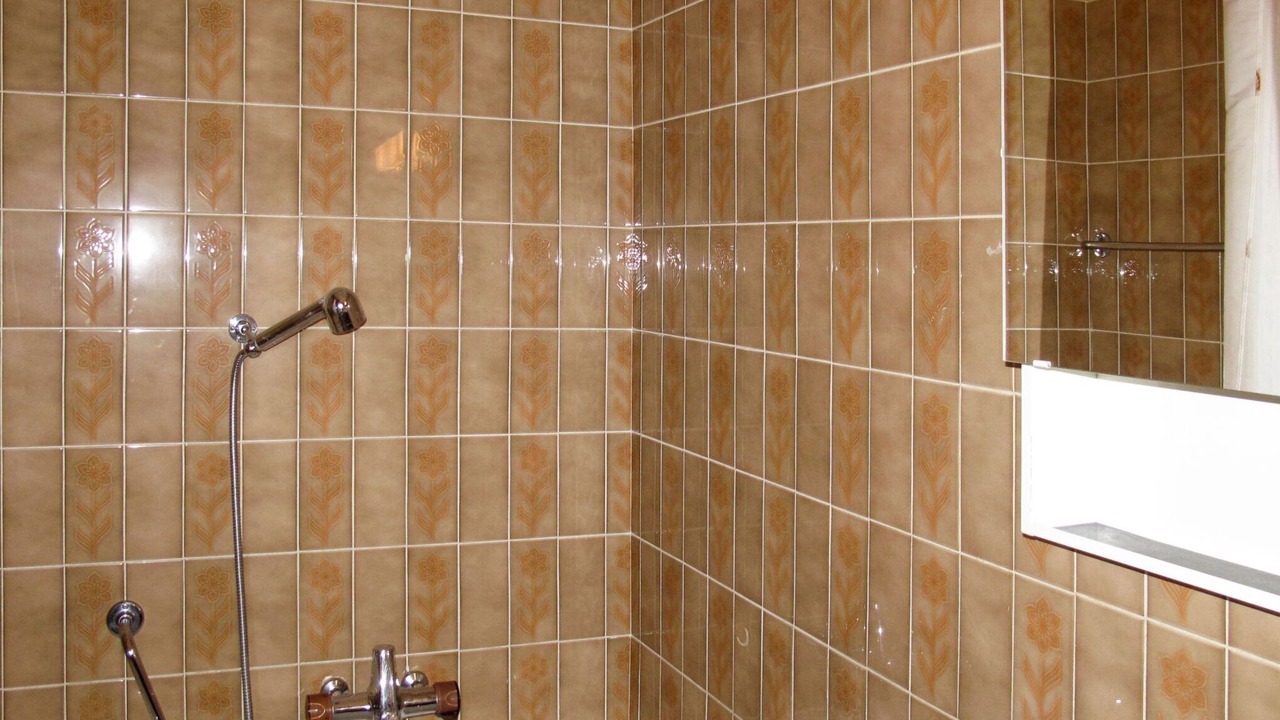 Photo of Bathroom in Vex