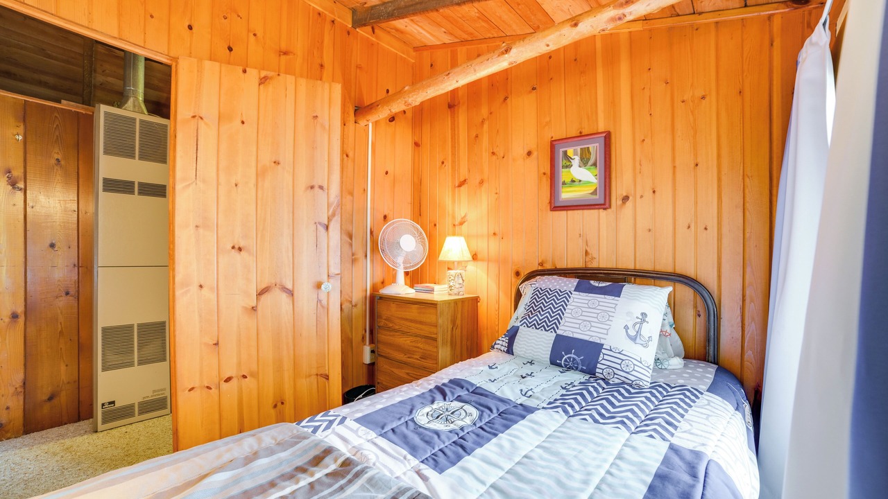 Photo of Bedroom in Levering