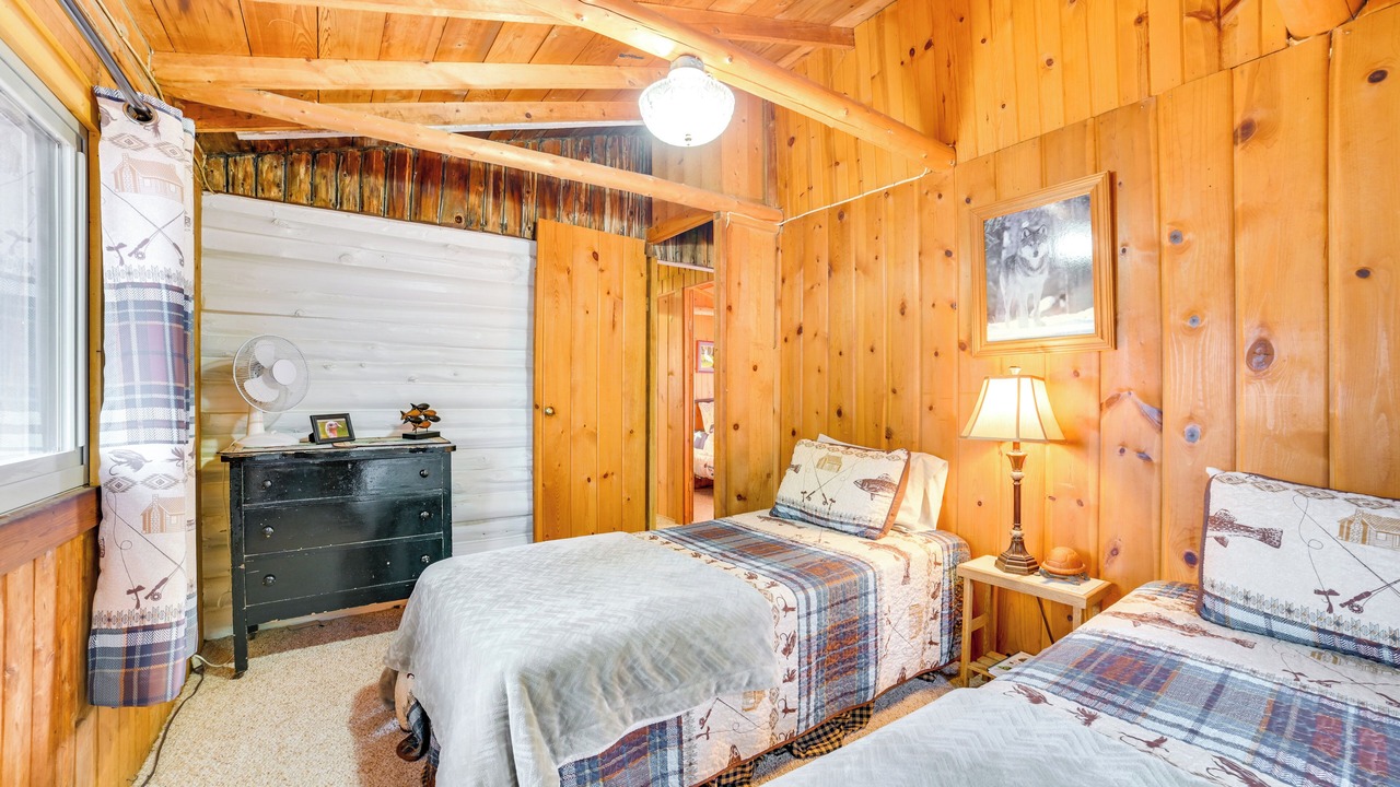 Photo of Bedroom in Levering