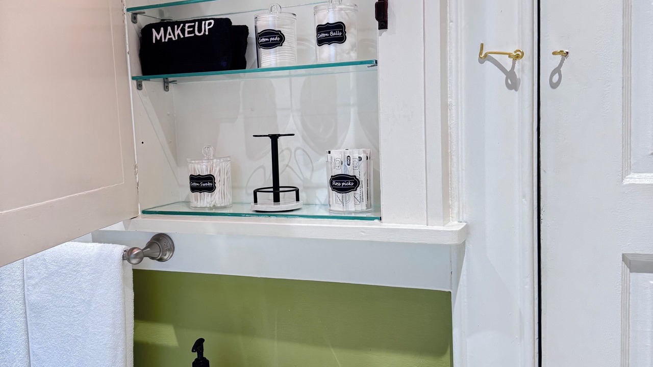 Photo of Bathroom in Linden Hills