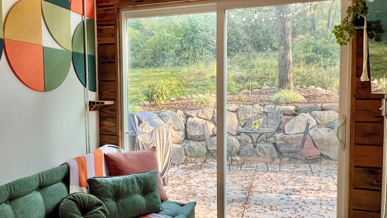 Photo of Livingroom in Ann Arbor